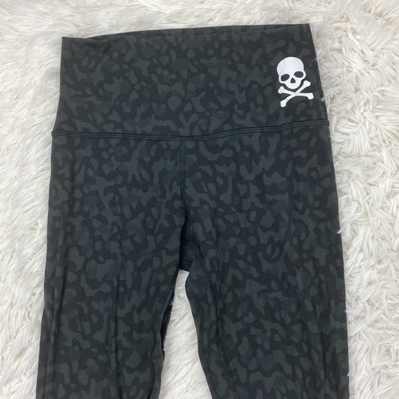 Lululemon Align Pant II 25" Formation Camo Evergreen Multi - Picture 1 of 5